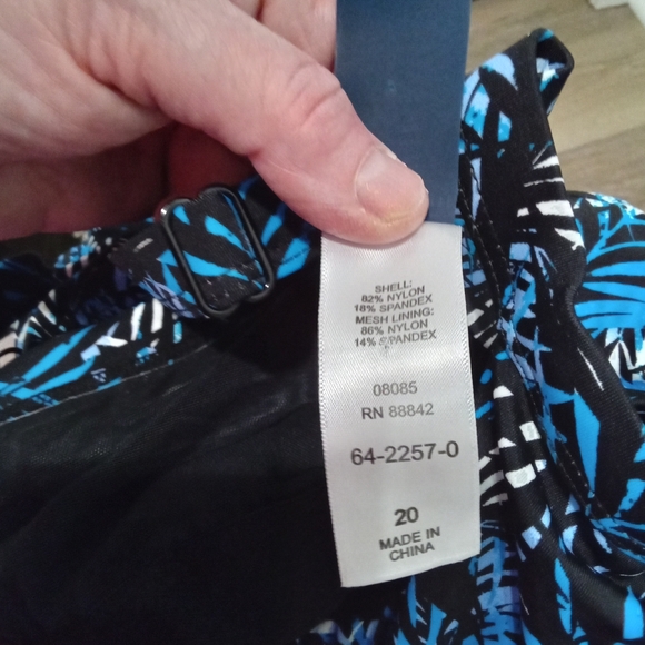 Swimsuits For All Plus Size 20 Blue and Black Tropical Leaf Ruffle Tankini Swim - Picture 8 of 9